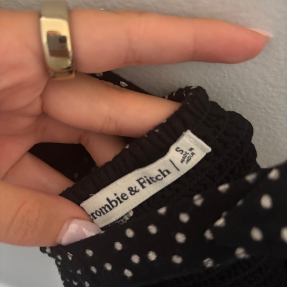 Abercrombie Polka Dot Top - Picture 3 of 3